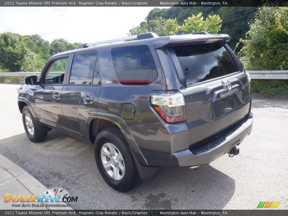 2021 Toyota 4Runner SR5 Premium 4x4 Magnetic Gray Metallic / Black/Graphite Photo #16