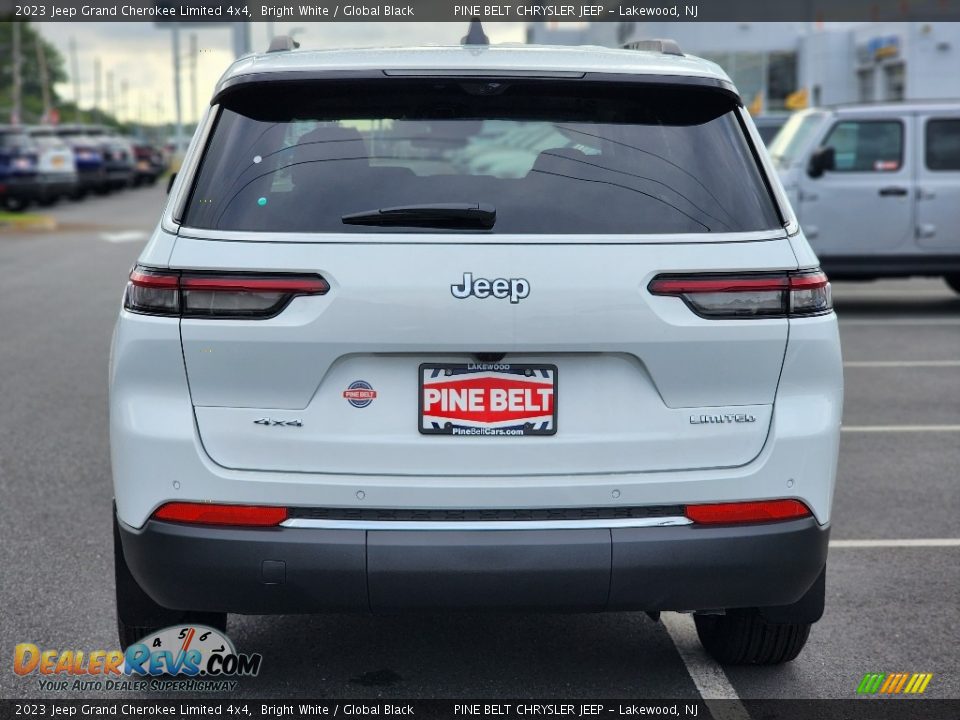 2023 Jeep Grand Cherokee Limited 4x4 Bright White / Global Black Photo #6