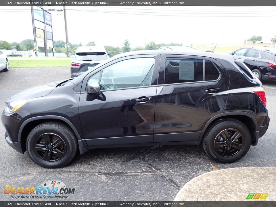 2020 Chevrolet Trax LS AWD Mosaic Black Metallic / Jet Black Photo #7