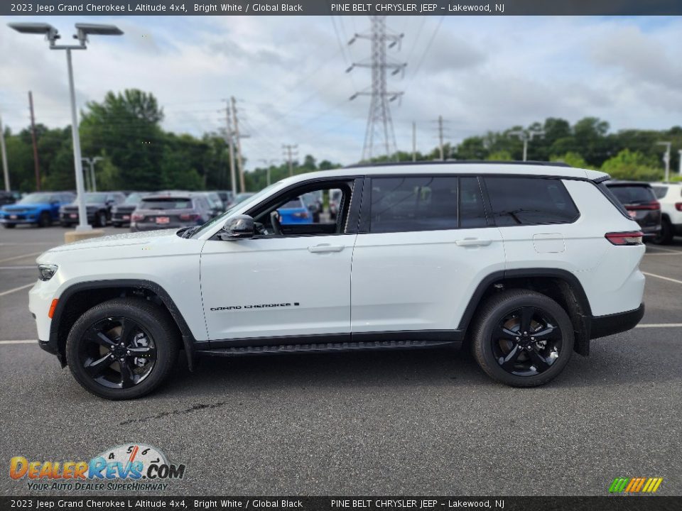 2023 Jeep Grand Cherokee L Altitude 4x4 Bright White / Global Black Photo #3