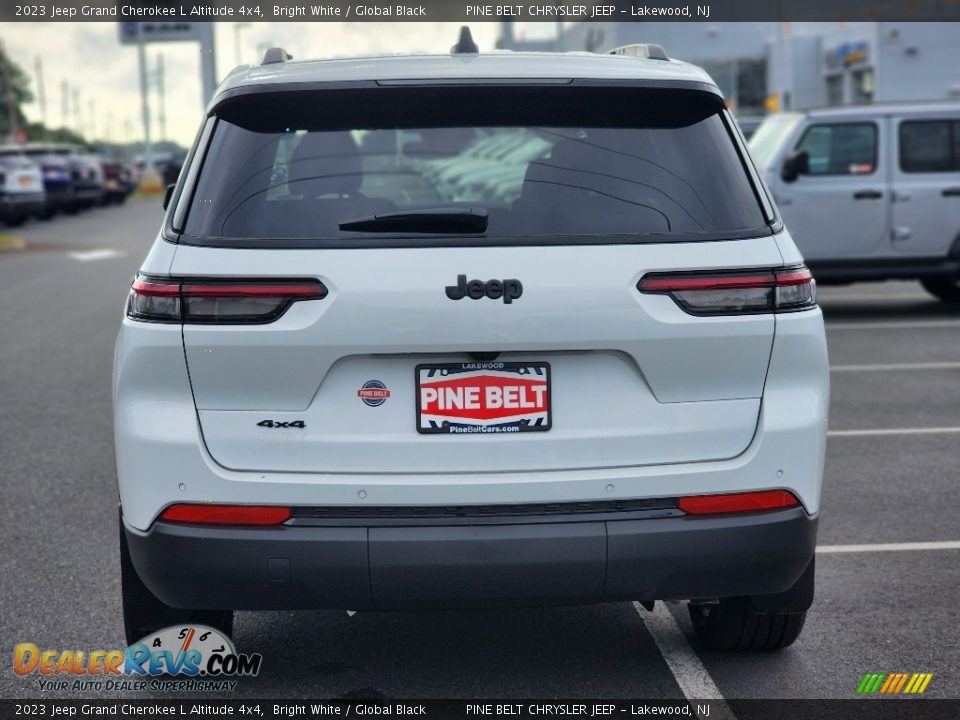 2023 Jeep Grand Cherokee L Altitude 4x4 Bright White / Global Black Photo #6