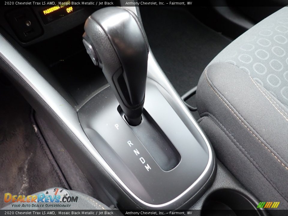 2020 Chevrolet Trax LS AWD Shifter Photo #17