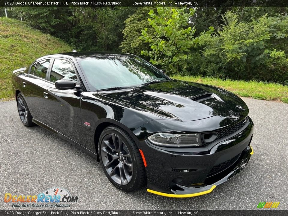 Front 3/4 View of 2023 Dodge Charger Scat Pack Plus Photo #4