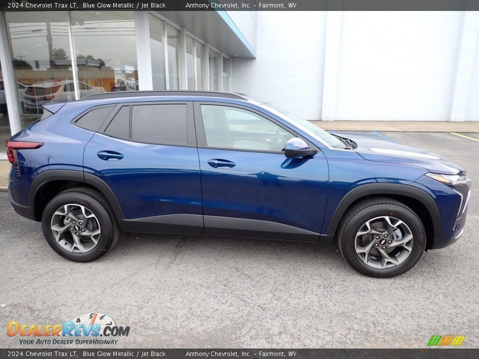 Blue Glow Metallic 2024 Chevrolet Trax LT Photo #2