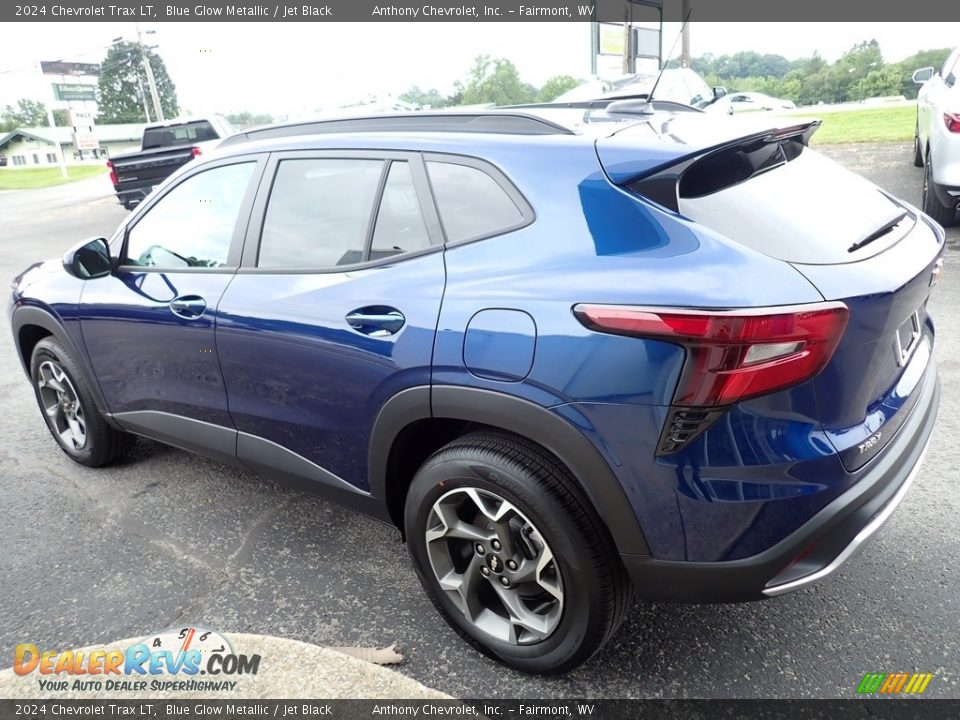 2024 Chevrolet Trax LT Blue Glow Metallic / Jet Black Photo #6