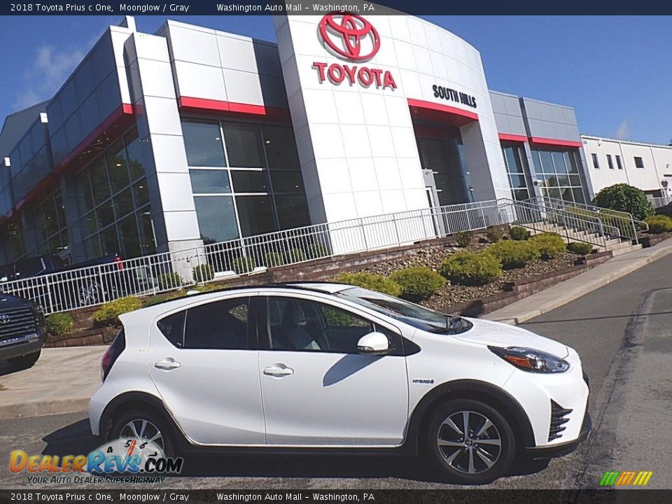 Moonglow 2018 Toyota Prius c One Photo #2