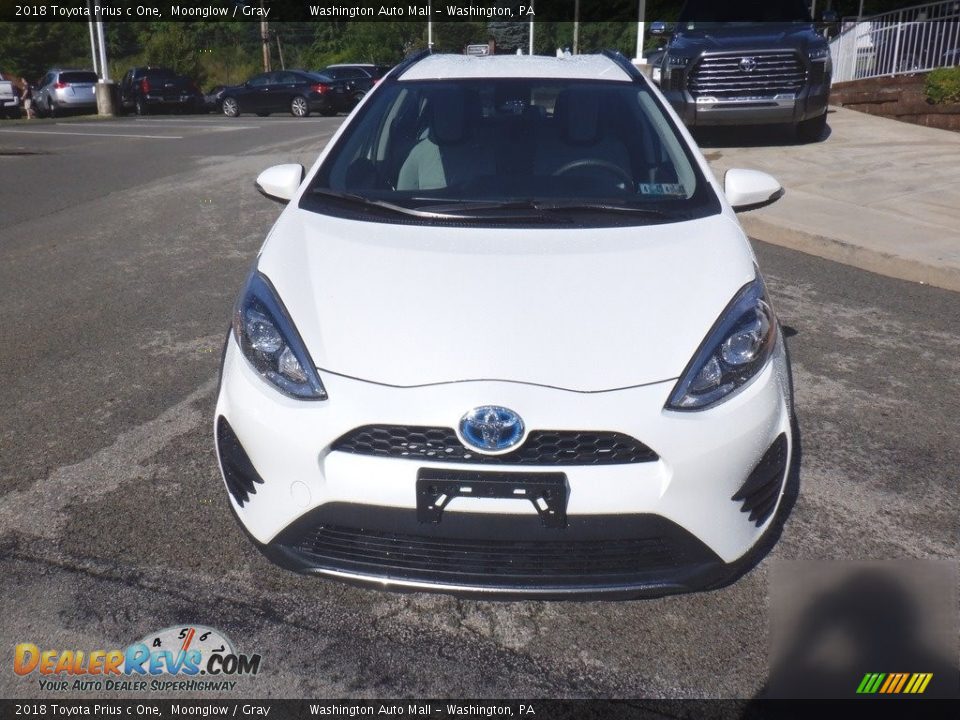 2018 Toyota Prius c One Moonglow / Gray Photo #11