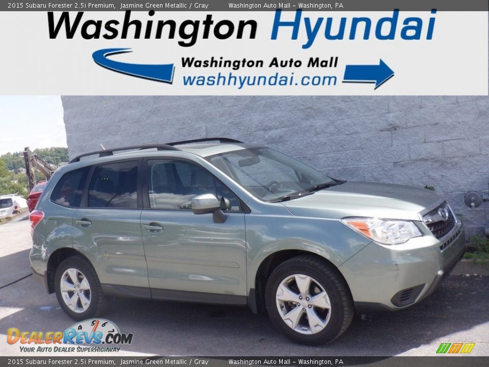 2015 Subaru Forester 2.5i Premium Jasmine Green Metallic / Gray Photo #2