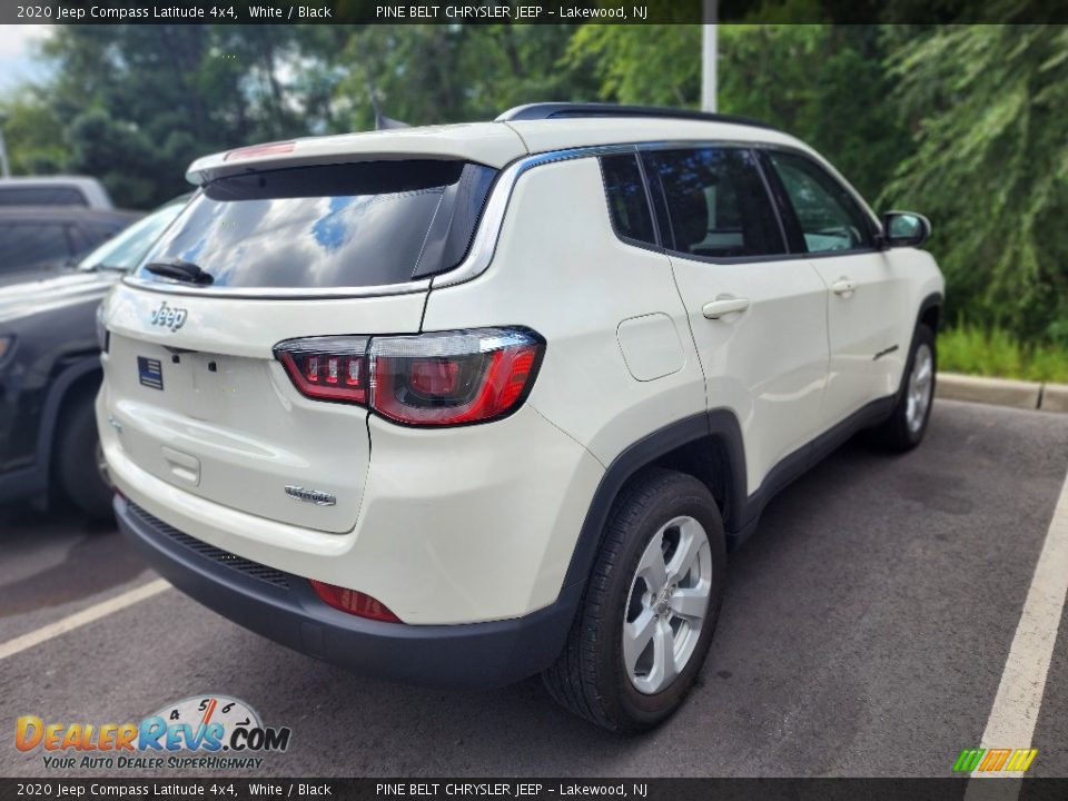 2020 Jeep Compass Latitude 4x4 White / Black Photo #3