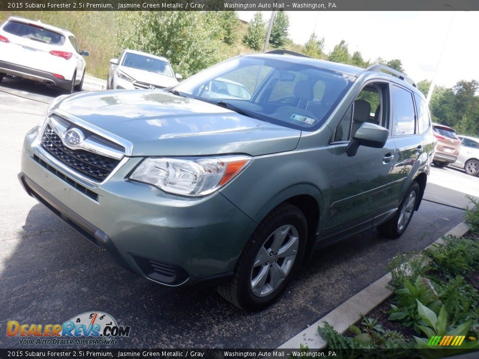 2015 Subaru Forester 2.5i Premium Jasmine Green Metallic / Gray Photo #6