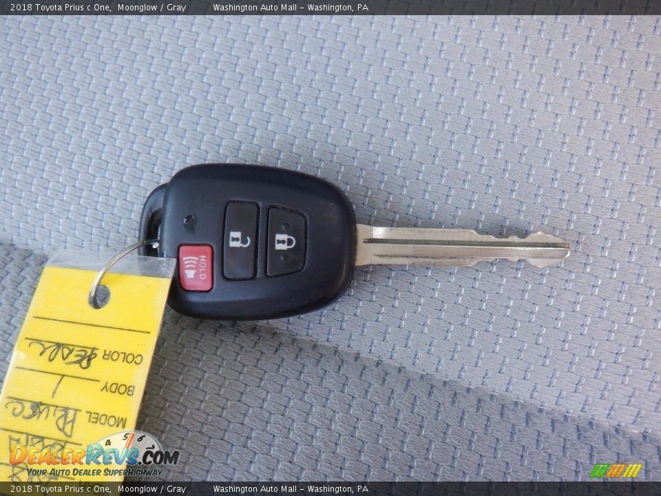 Keys of 2018 Toyota Prius c One Photo #27