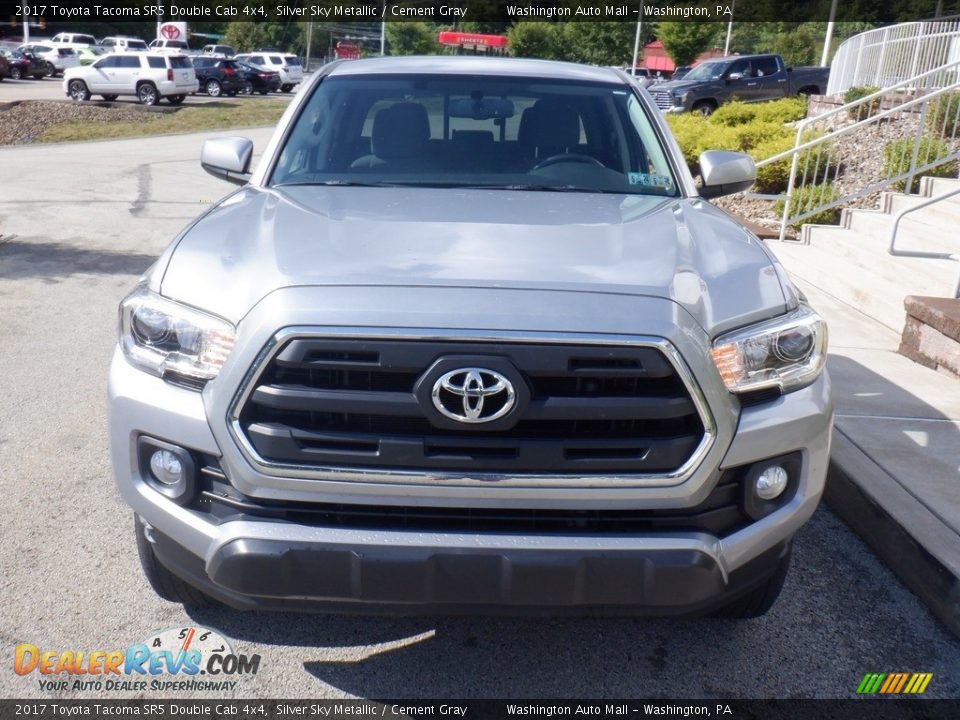 2017 Toyota Tacoma SR5 Double Cab 4x4 Silver Sky Metallic / Cement Gray Photo #12