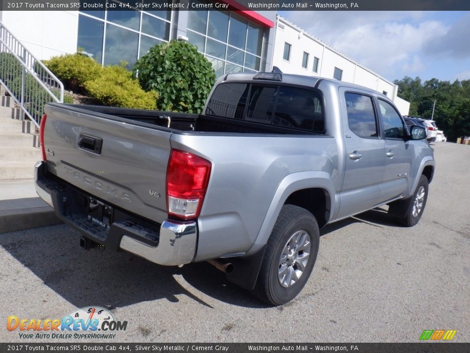 2017 Toyota Tacoma SR5 Double Cab 4x4 Silver Sky Metallic / Cement Gray Photo #19