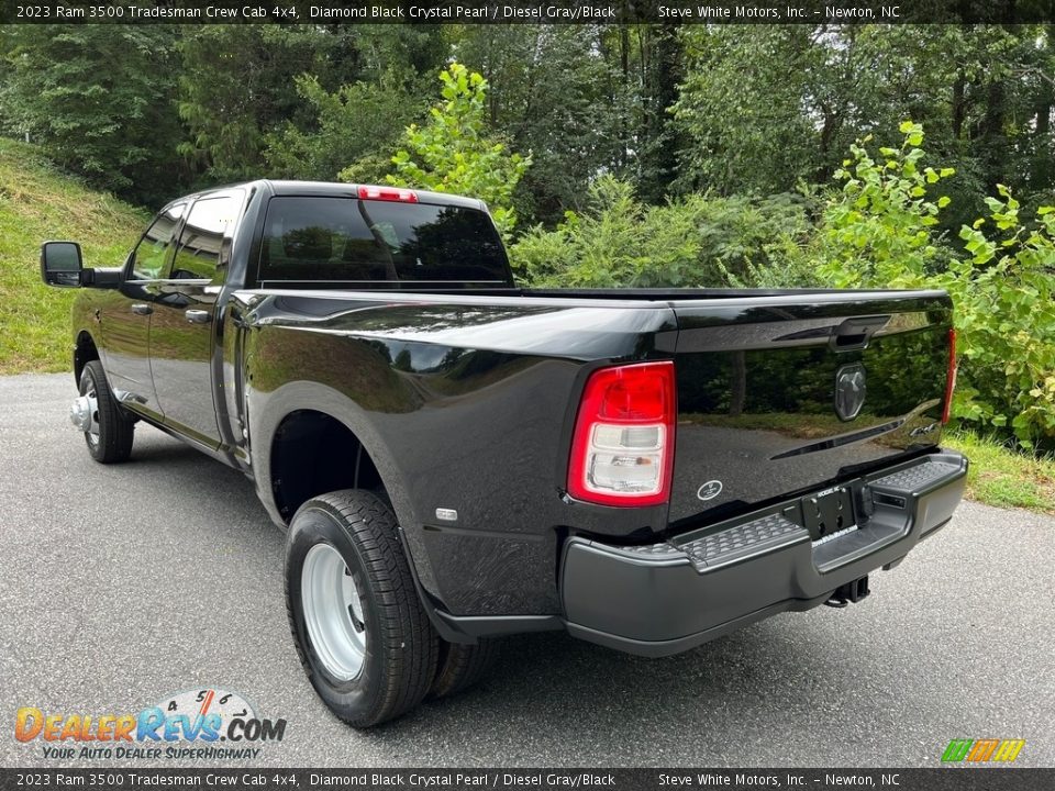 2023 Ram 3500 Tradesman Crew Cab 4x4 Diamond Black Crystal Pearl / Diesel Gray/Black Photo #9