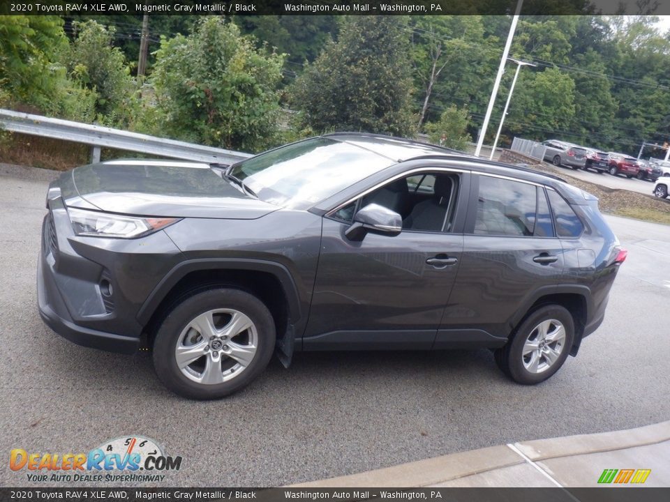 Magnetic Gray Metallic 2020 Toyota RAV4 XLE AWD Photo #14