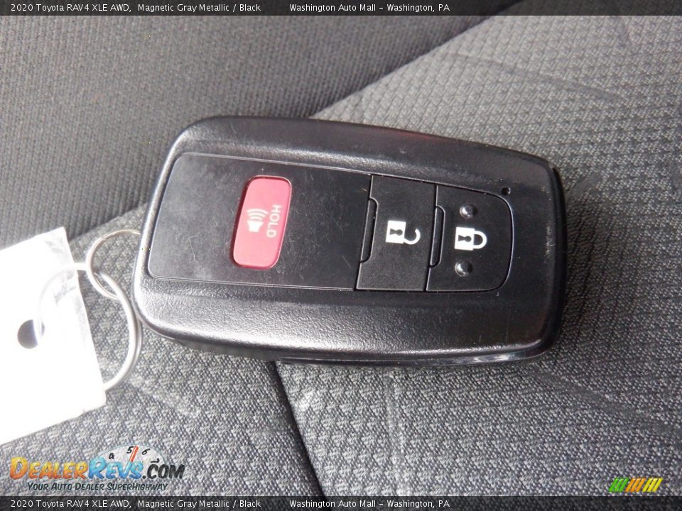 Keys of 2020 Toyota RAV4 XLE AWD Photo #27