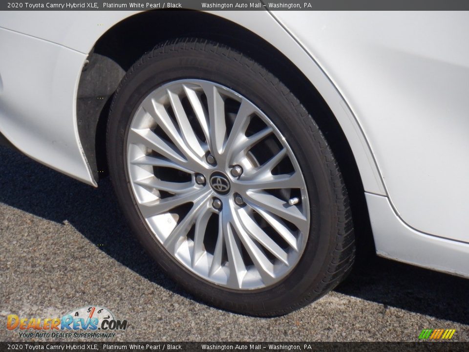 2020 Toyota Camry Hybrid XLE Wheel Photo #14