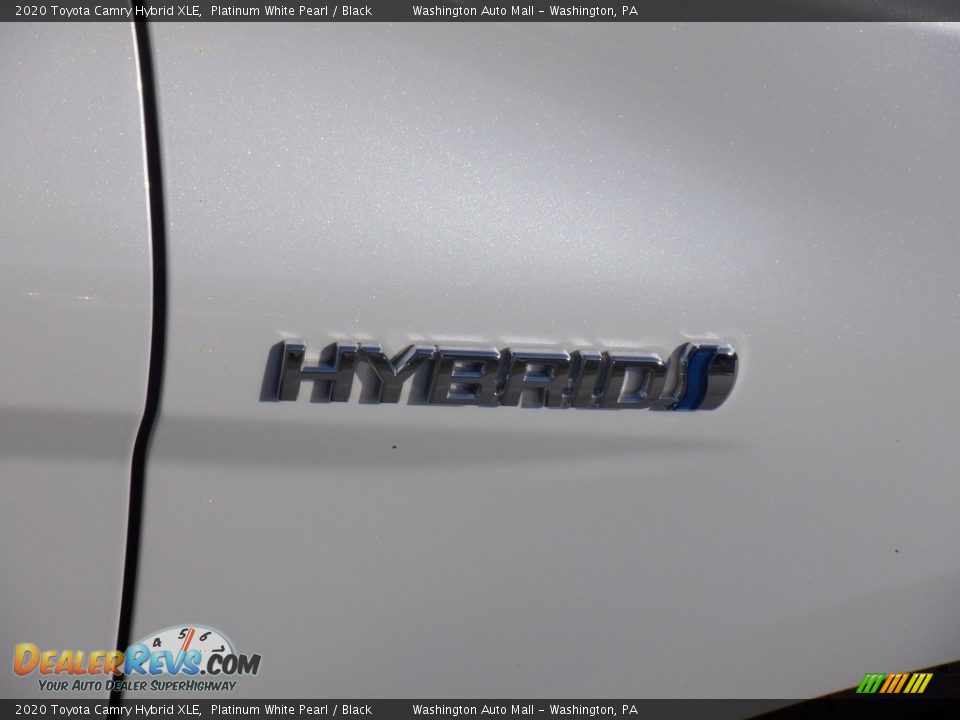 2020 Toyota Camry Hybrid XLE Platinum White Pearl / Black Photo #15