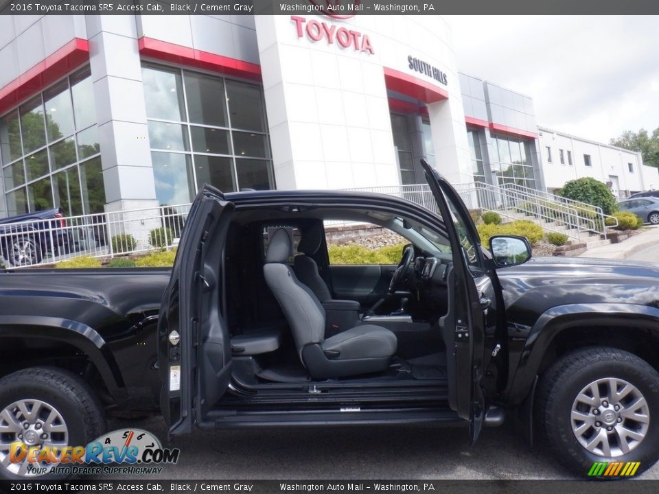 2016 Toyota Tacoma SR5 Access Cab Black / Cement Gray Photo #3