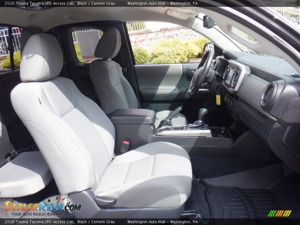 Front Seat of 2016 Toyota Tacoma SR5 Access Cab Photo #15