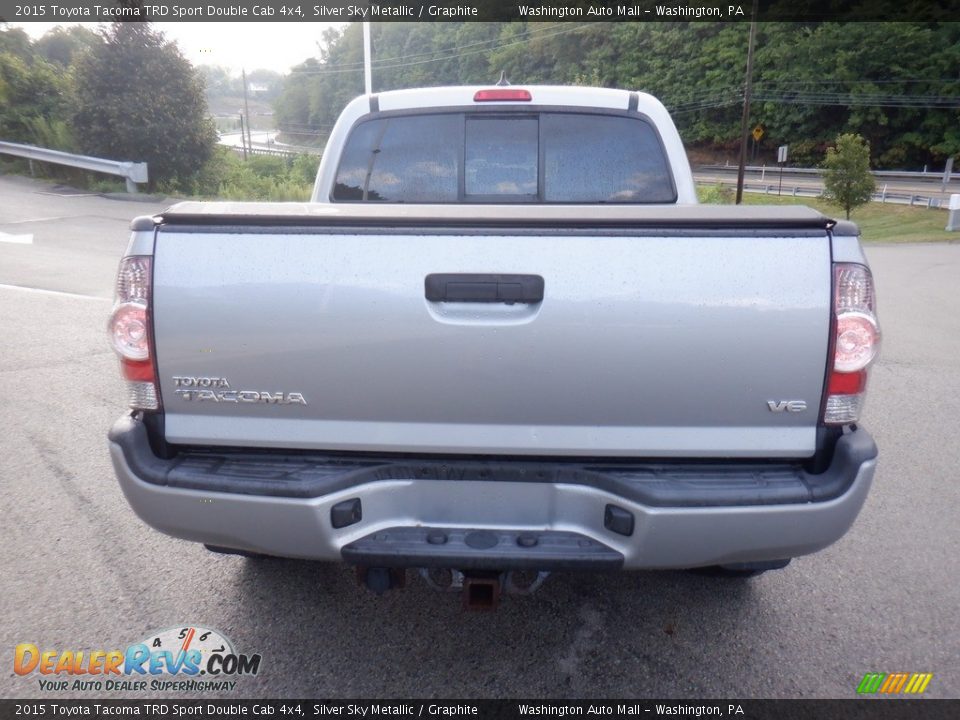 2015 Toyota Tacoma TRD Sport Double Cab 4x4 Silver Sky Metallic / Graphite Photo #18