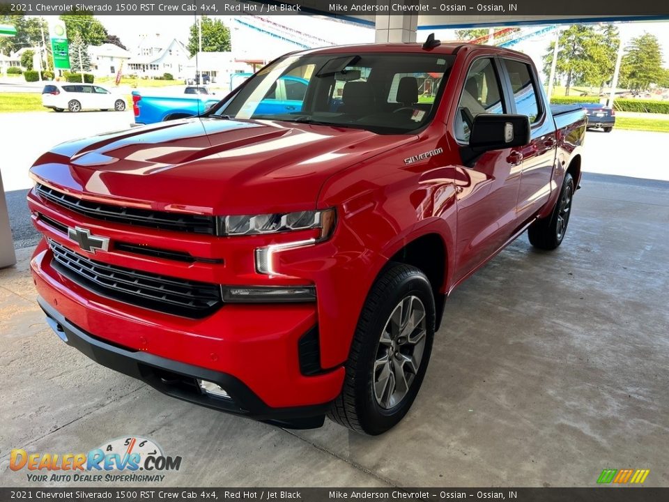 2021 Chevrolet Silverado 1500 RST Crew Cab 4x4 Red Hot / Jet Black Photo #2