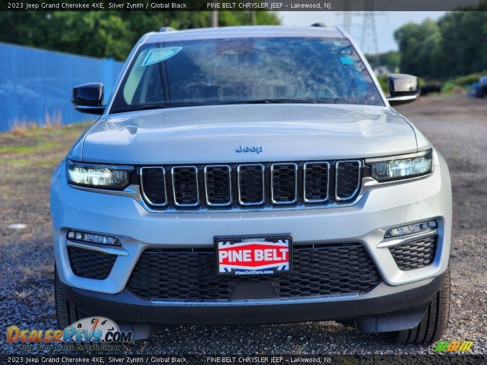 2023 Jeep Grand Cherokee 4XE Silver Zynith / Global Black Photo #2