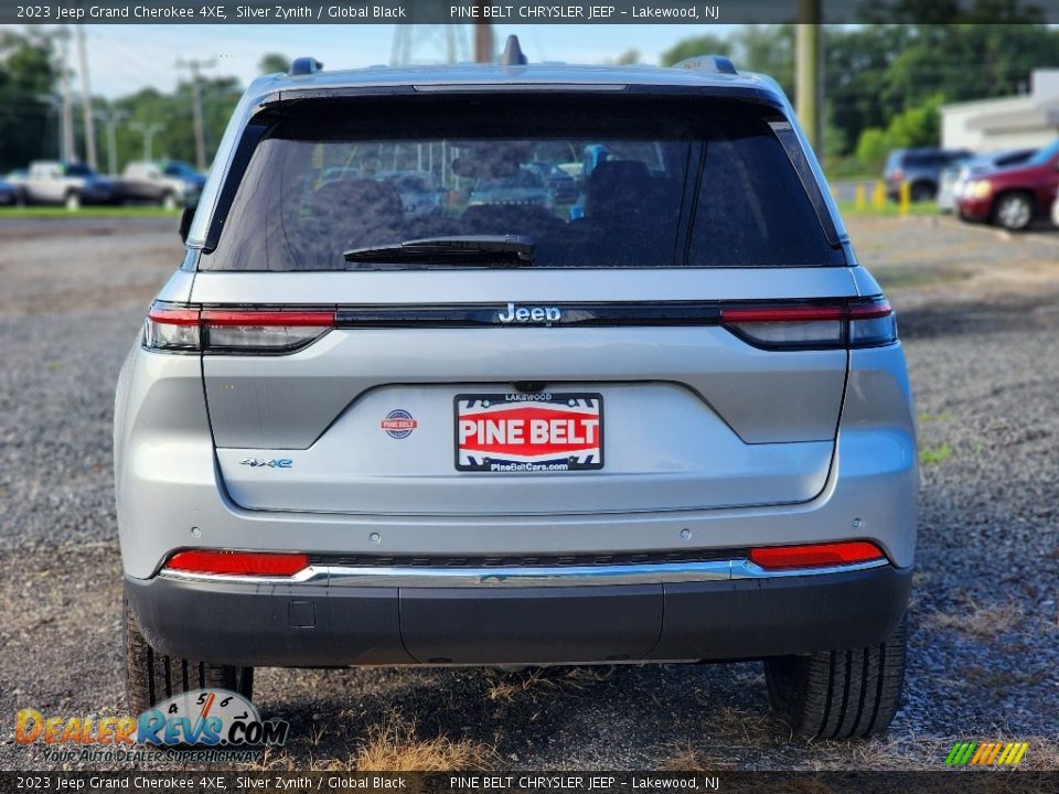 2023 Jeep Grand Cherokee 4XE Silver Zynith / Global Black Photo #6