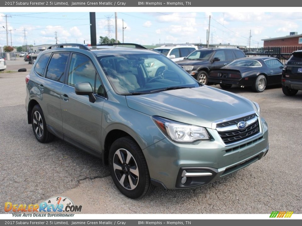 2017 Subaru Forester 2.5i Limited Jasmine Green Metallic / Gray Photo #8