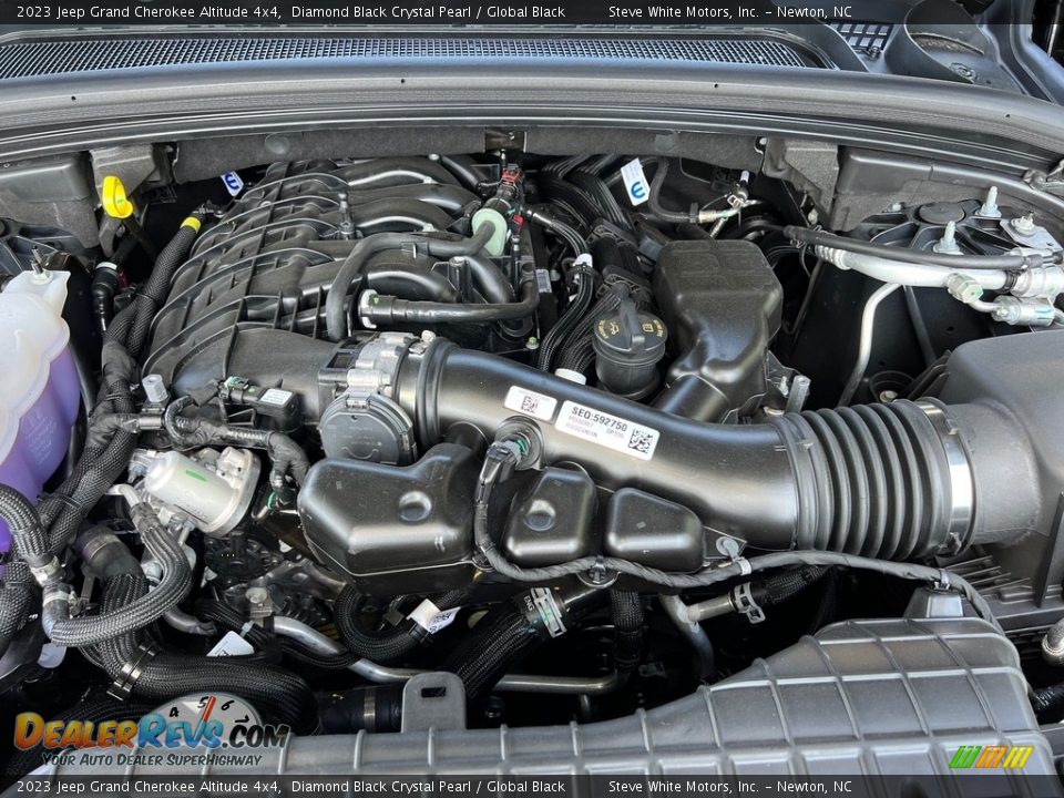 2023 Jeep Grand Cherokee Altitude 4x4 3.6 Liter DOHC 24-Valve VVT V6 Engine Photo #9