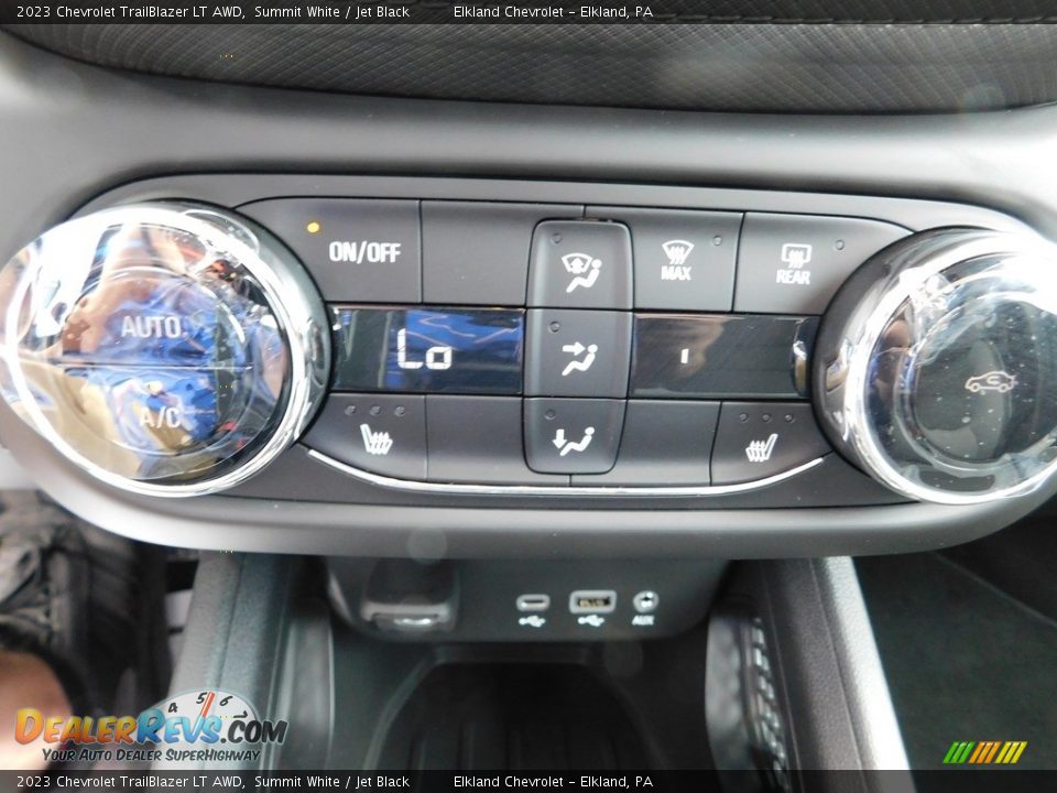 2023 Chevrolet TrailBlazer LT AWD Summit White / Jet Black Photo #30