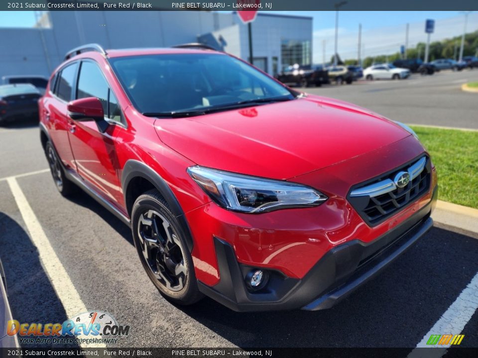 Front 3/4 View of 2021 Subaru Crosstrek Limited Photo #2