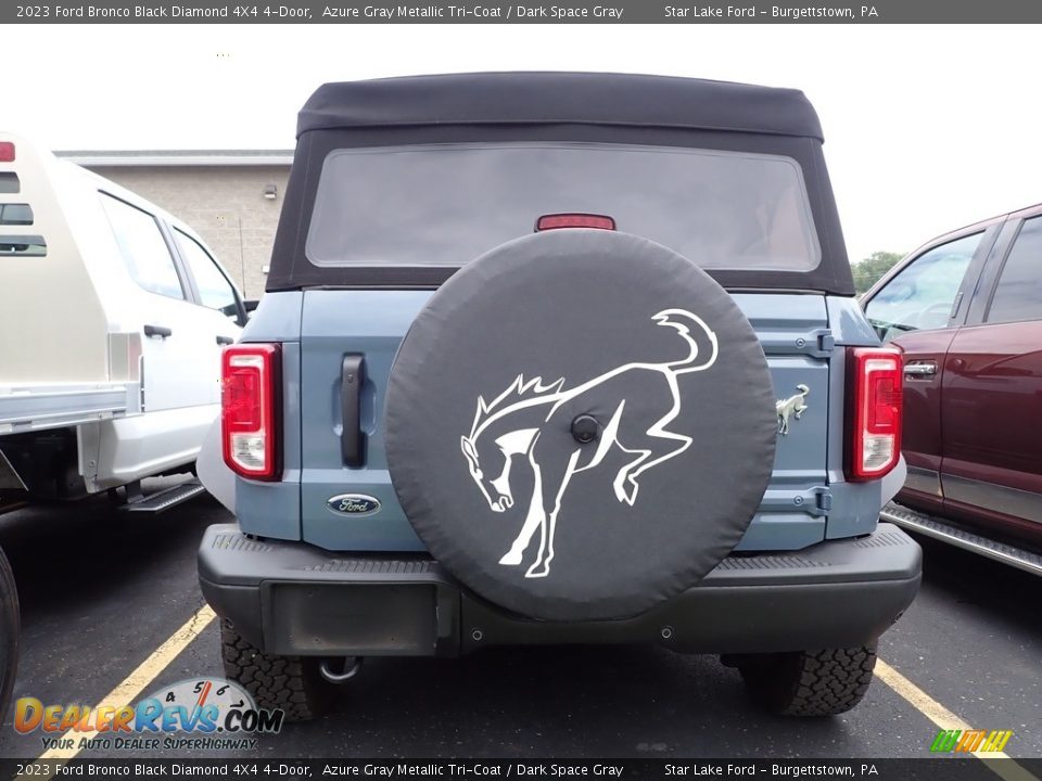 2023 Ford Bronco Black Diamond 4X4 4-Door Azure Gray Metallic Tri-Coat / Dark Space Gray Photo #5