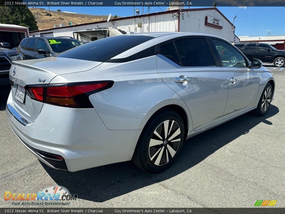 2022 Nissan Altima SV Brilliant Silver Metallic / Charcoal Photo #6