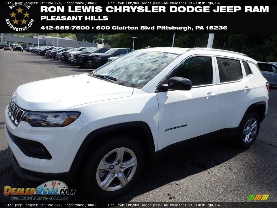 2023 Jeep Compass Latitude 4x4 Bright White / Black Photo #1