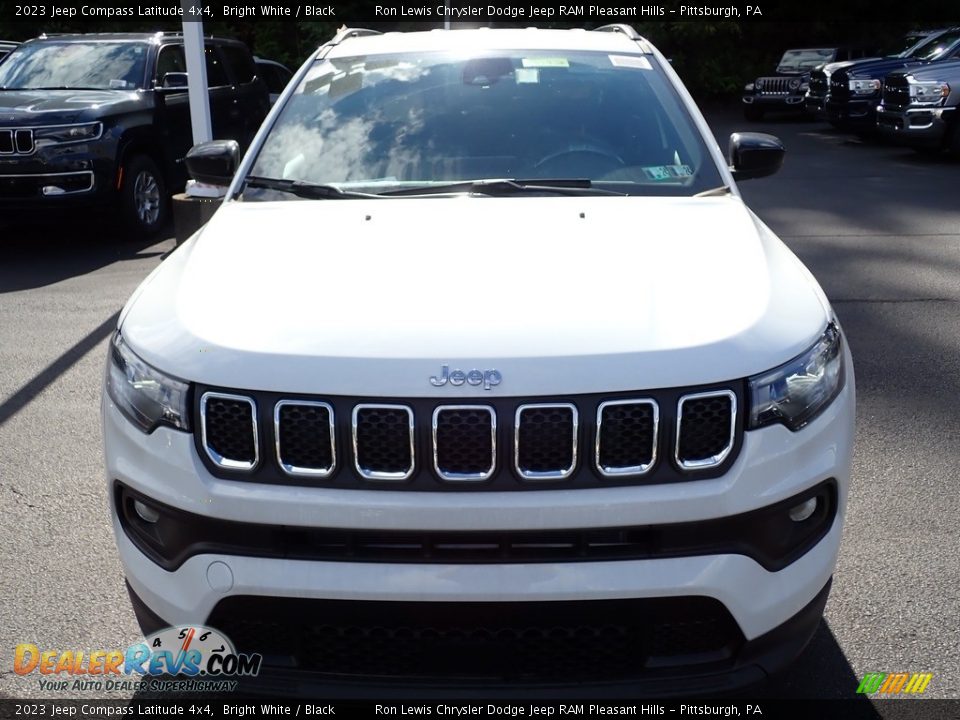 2023 Jeep Compass Latitude 4x4 Bright White / Black Photo #9