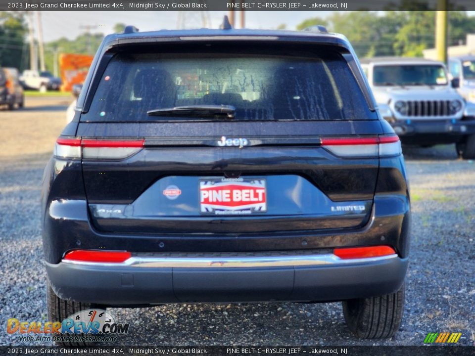 2023 Jeep Grand Cherokee Limited 4x4 Midnight Sky / Global Black Photo #6