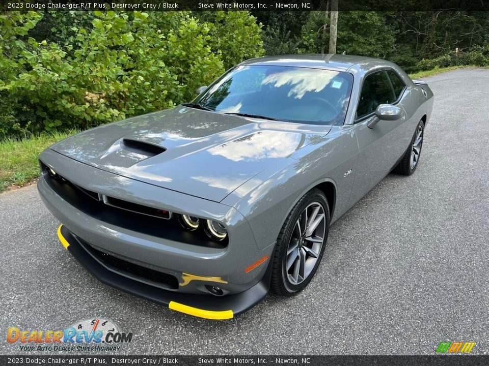 2023 Dodge Challenger R/T Plus Destroyer Grey / Black Photo #2