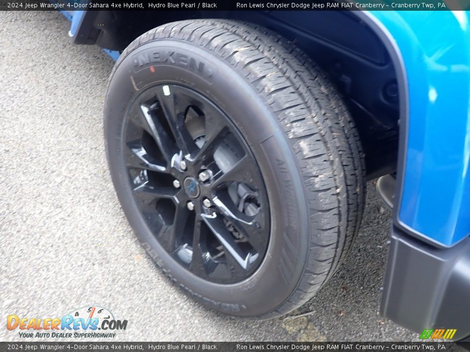 2024 Jeep Wrangler 4-Door Sahara 4xe Hybrid Hydro Blue Pearl / Black Photo #7