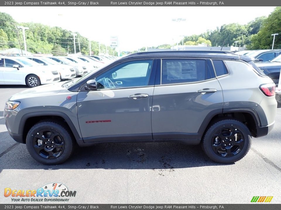 2023 Jeep Compass Trailhawk 4x4 Sting-Gray / Black Photo #2