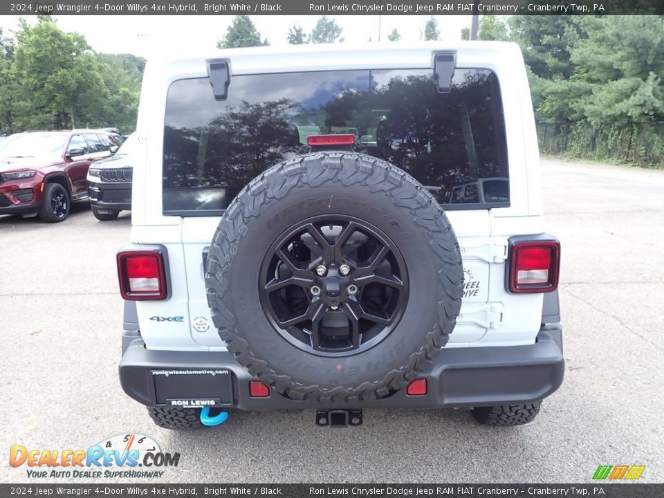 2024 Jeep Wrangler 4-Door Willys 4xe Hybrid Bright White / Black Photo #4