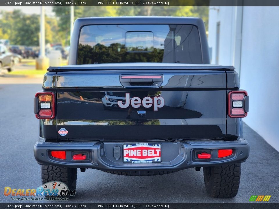 2023 Jeep Gladiator Rubicon 4x4 Black / Black Photo #6