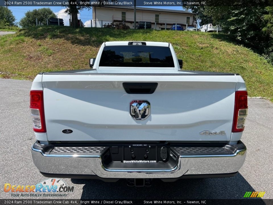 2024 Ram 2500 Tradesman Crew Cab 4x4 Bright White / Diesel Gray/Black Photo #7