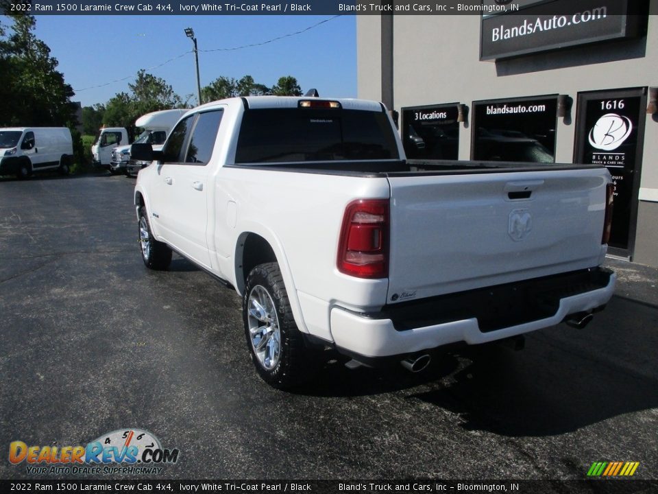 2022 Ram 1500 Laramie Crew Cab 4x4 Ivory White Tri-Coat Pearl / Black Photo #3