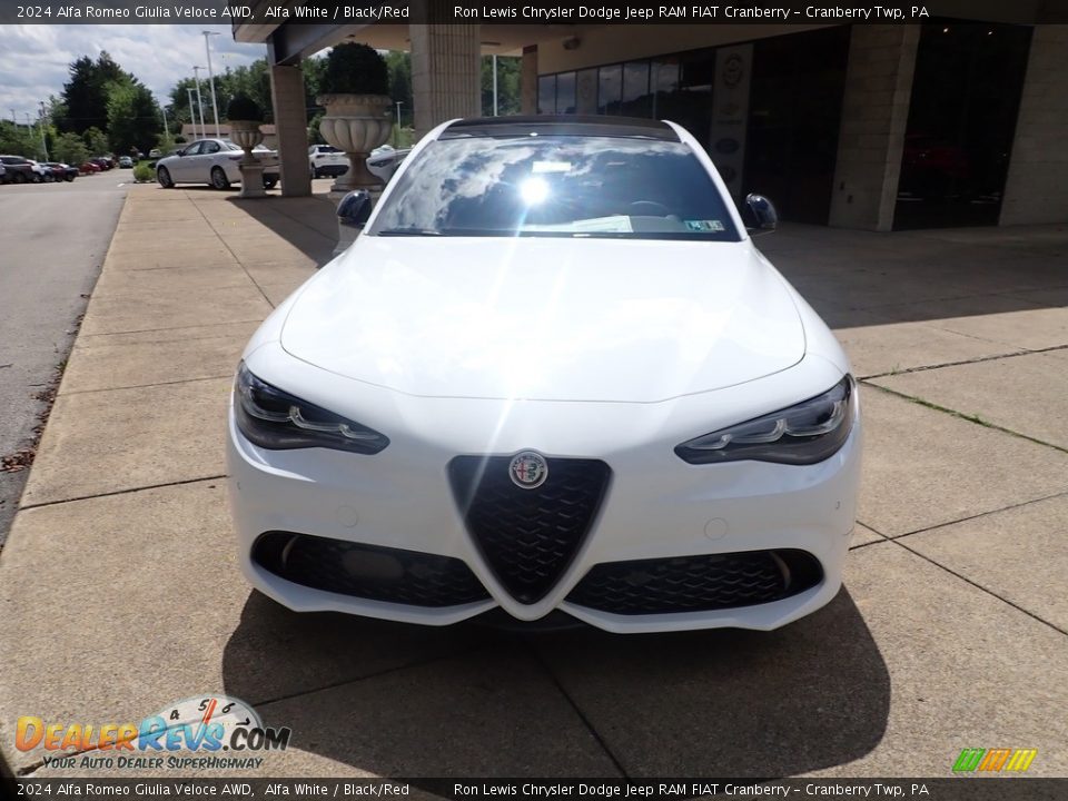 2024 Alfa Romeo Giulia Veloce AWD Alfa White / Black/Red Photo #2