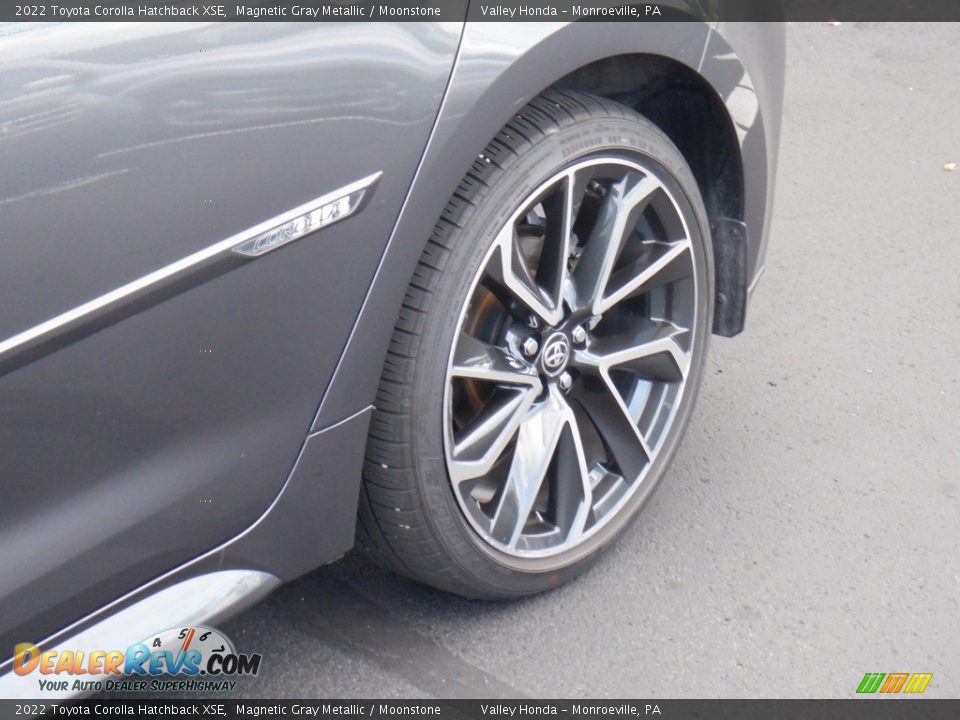 2022 Toyota Corolla Hatchback XSE Magnetic Gray Metallic / Moonstone Photo #3