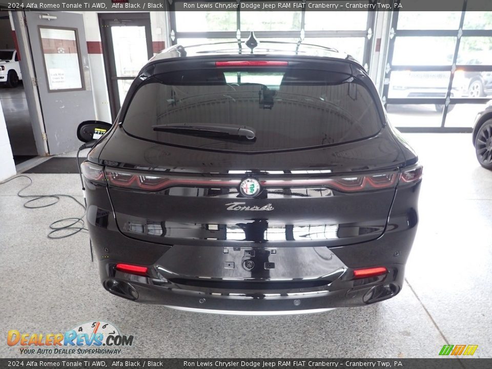 2024 Alfa Romeo Tonale Ti AWD Alfa Black / Black Photo #5