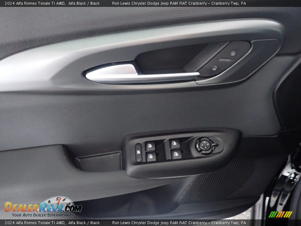 Door Panel of 2024 Alfa Romeo Tonale Ti AWD Photo #15