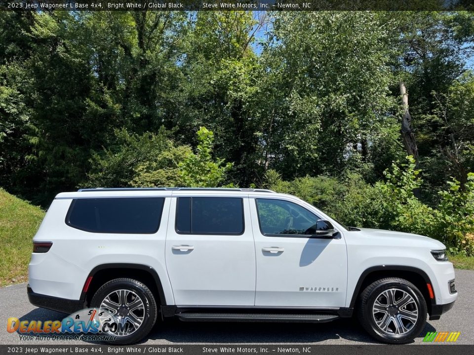 2023 Jeep Wagoneer L Base 4x4 Bright White / Global Black Photo #5