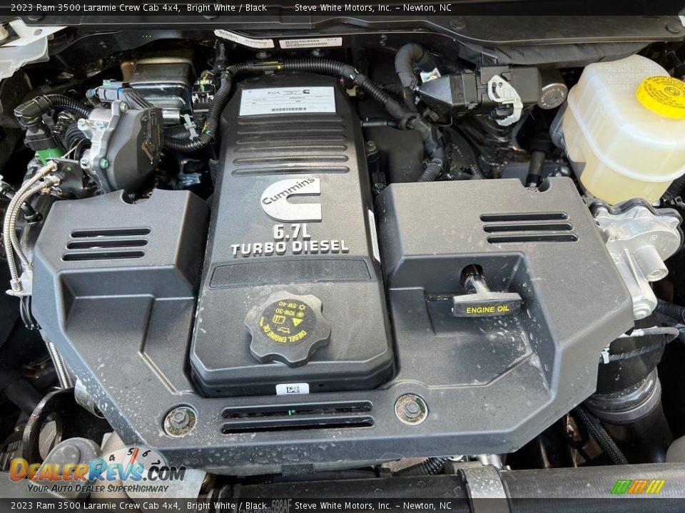 2023 Ram 3500 Laramie Crew Cab 4x4 6.7 Liter OHV 24-Valve Cummins Turbo-Diesel Inline 6 Cylinder Engine Photo #10